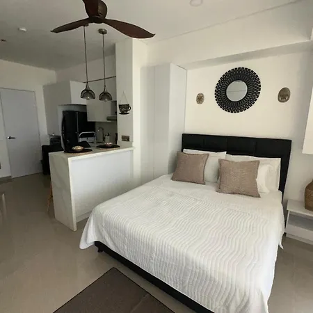 Aparta Fantástique Cartagena